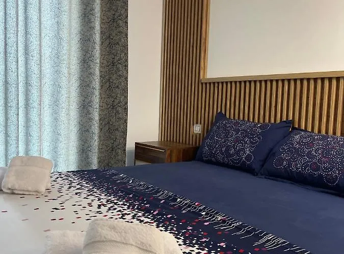 New Ring * Τίρανα